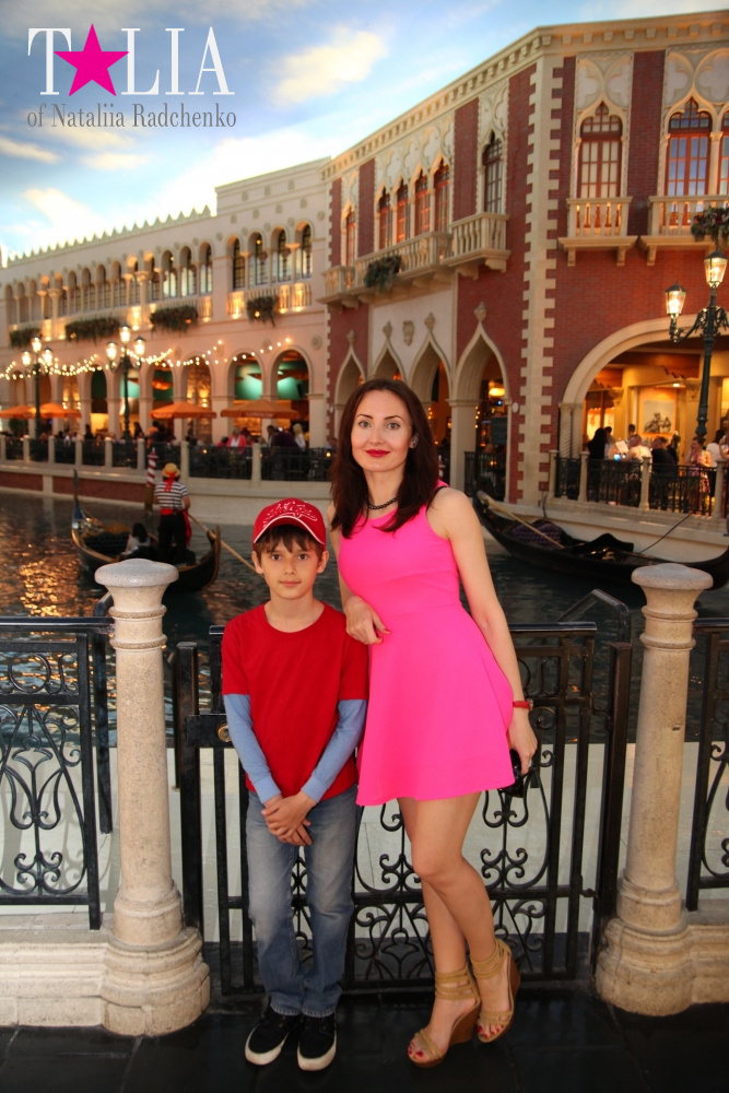 Каналы Венеции в отеле The Venetian в Лас Вегасе, Невада, США